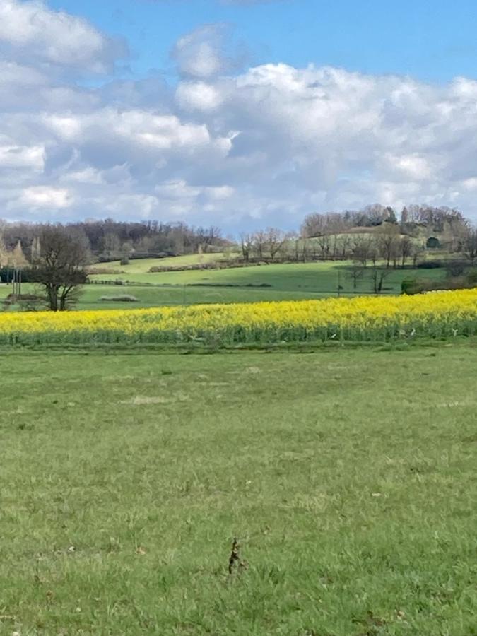 Le Murmure Des Fees Issigeac Bagian luar foto