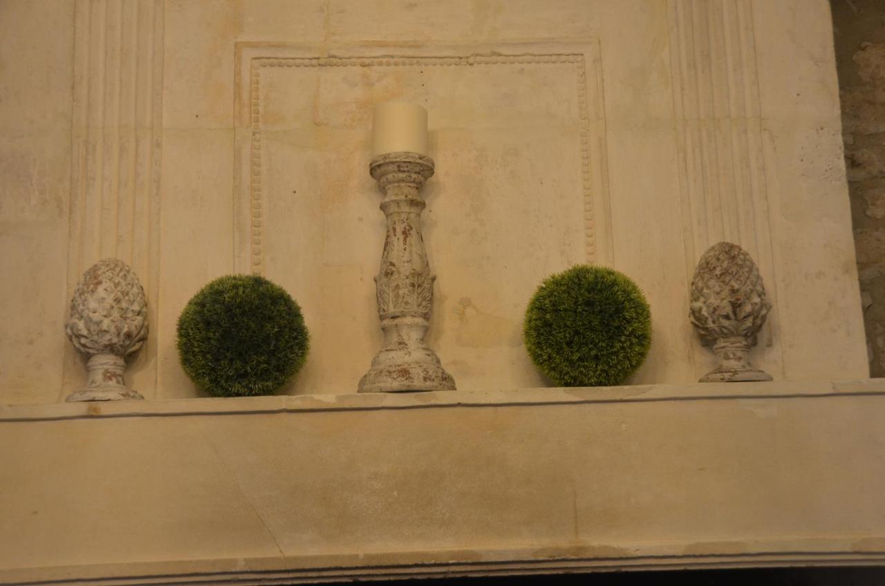 Le Murmure Des Fees Issigeac Bagian luar foto